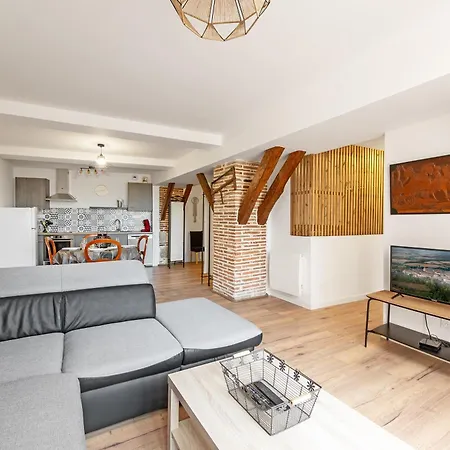 Le Duplex Du Castel - Escapade Tarnaise Appartamento Castelnau-de-Montmiral